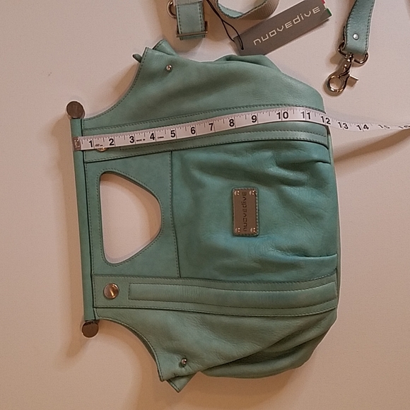 Nuovedive NWT Aqua Leather Handle Purse with detachable cross body straps - Picture 11 of 12